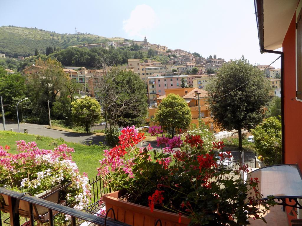 B&B Il Giardino Delle Camelie ปาเลสตรินา ภายนอก รูปภาพ